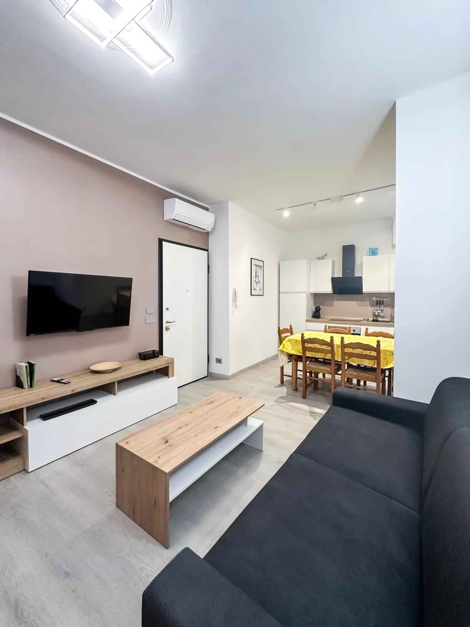 Corso Dante's Paradise Purple - Exclusive In Apartment
